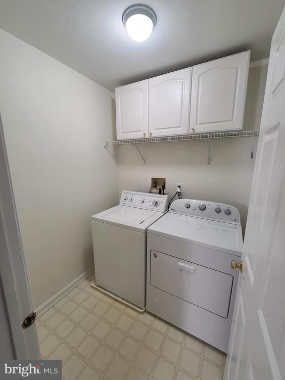 Building Photo - 121 Shoal Creek Dr