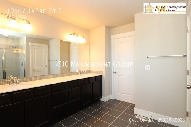 Building Photo - 19507 143rd St E
