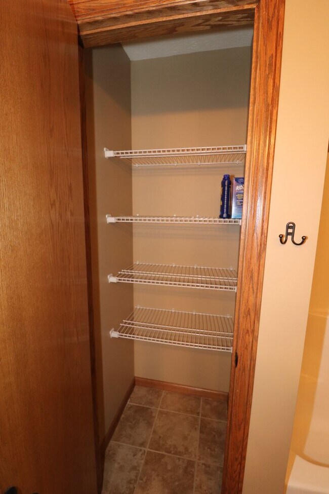 Building Photo - Country House for rent