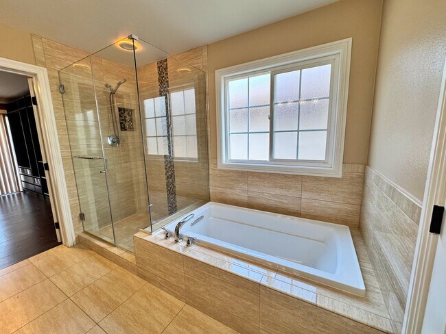 Building Photo - 16419 Bear Meadow Cir