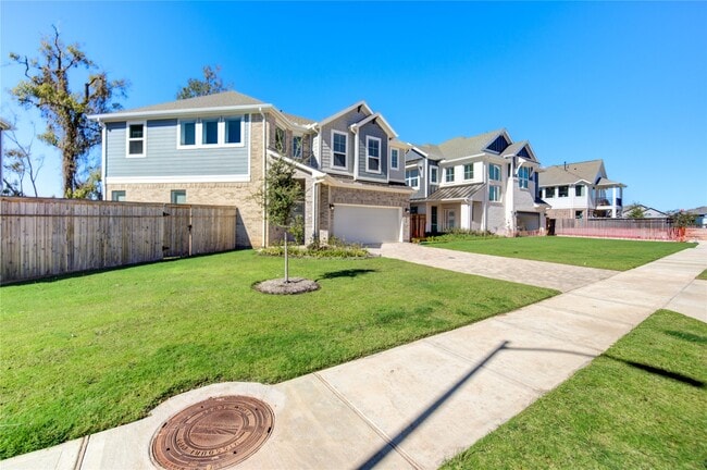 Building Photo - 1419 Shaded Rock Dr