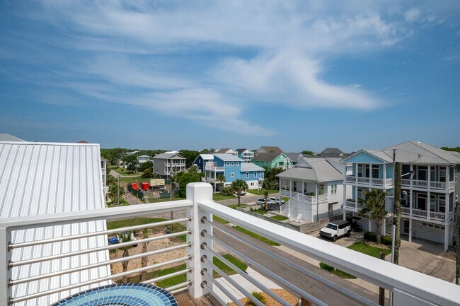 Building Photo - PLAN AND SECURE YOUR WINTER GETAWAY NOW