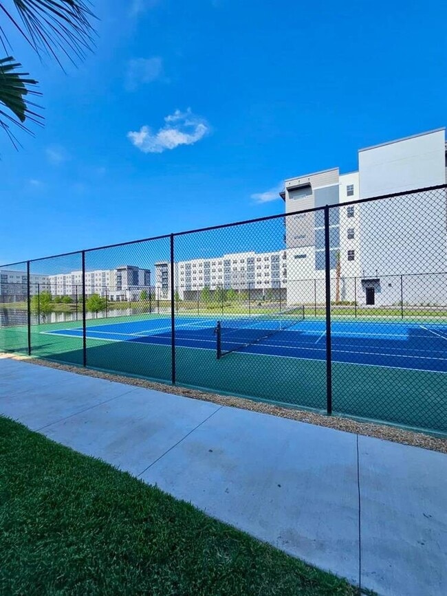 Building Photo - 5563 Millennia Park Dr