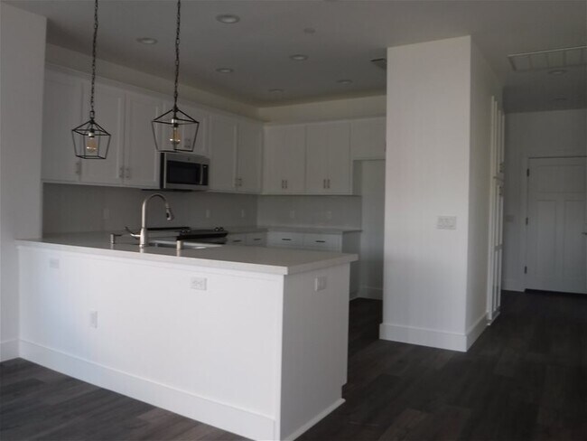 Building Photo - 813 Shasta St