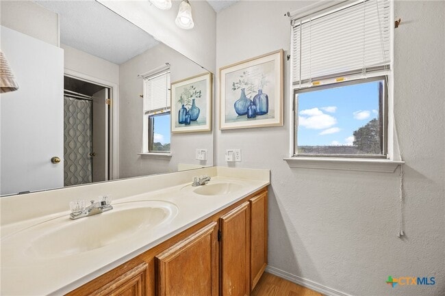 Building Photo - 306 Barber Dr