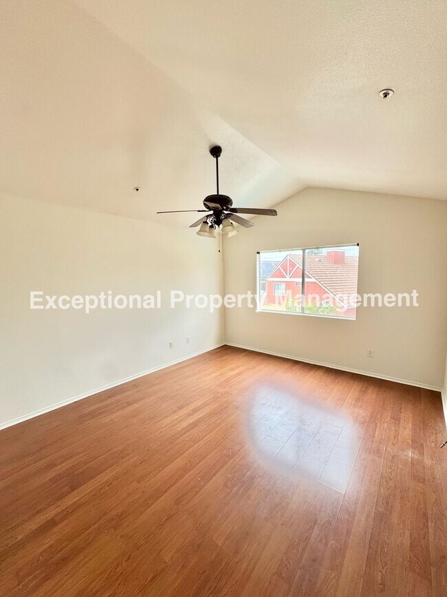 Building Photo - 16202 Trailwinds Dr