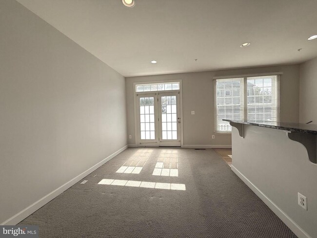 Building Photo - 3529 Sprigg St S