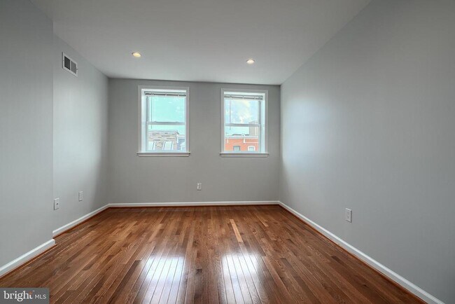 Building Photo - 1166 Carroll St