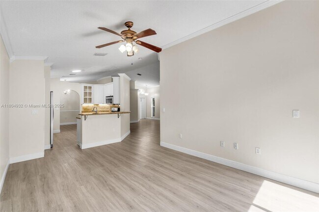 Building Photo - 14761 SW 156th Ave