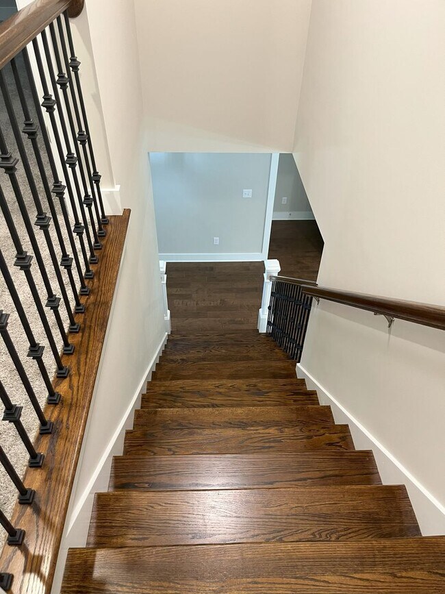 Building Photo - Luxury Townhouse in Summerfield NC