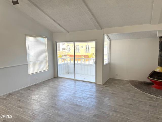 Building Photo - 244 Melrose Dr