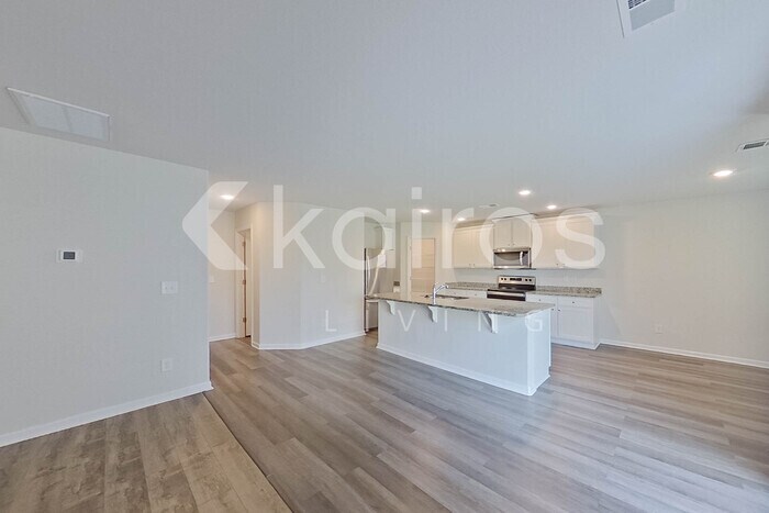Building Photo - 354 Common Reed Dr