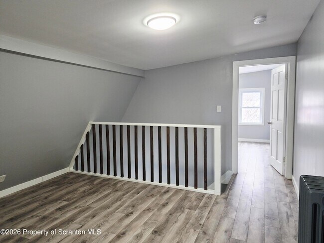 Building Photo - 124 Willow St