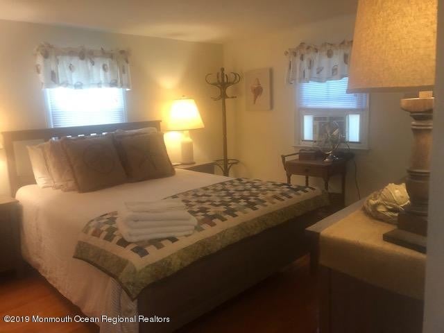 Building Photo - 1807 Greenwood Terrace