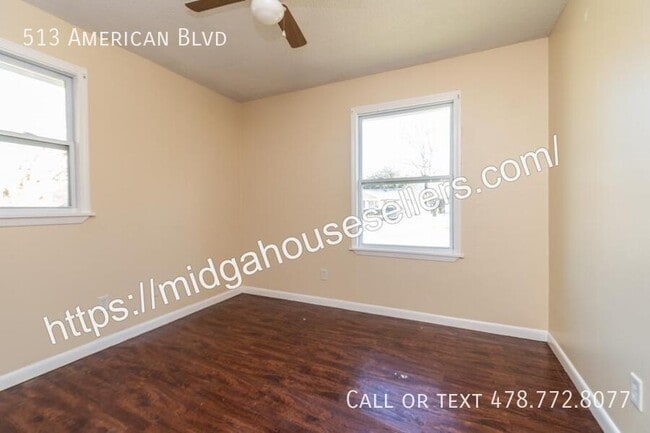 Building Photo - 513 American Blvd
