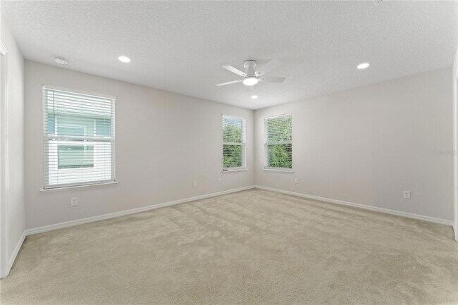 Building Photo - 3832 Corona Ct