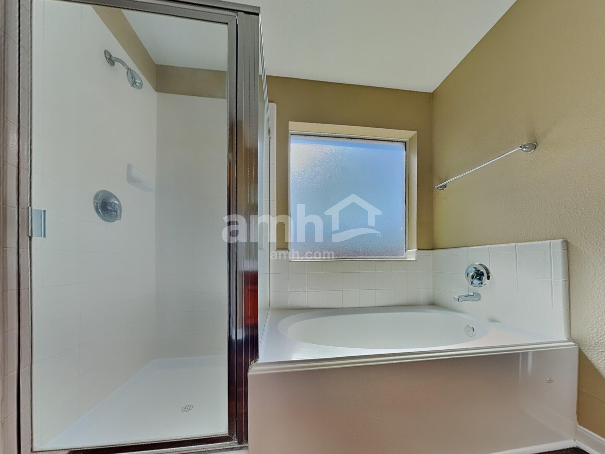 Building Photo - 22927 Lily Creek Dr