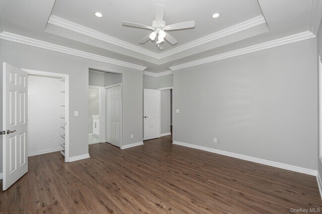 Building Photo - 37 Oakridge Cir