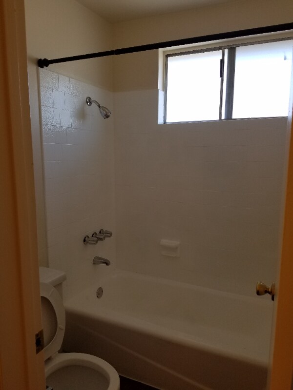 Building Photo - 10635 Colima Rd