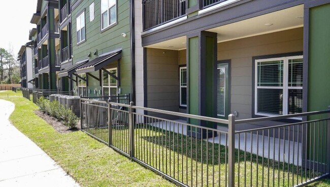 Building Photo - 2953-Fm2920 Farm to Market 2920