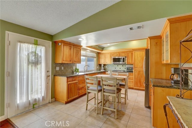 Building Photo - 12571 Martha Ann Dr