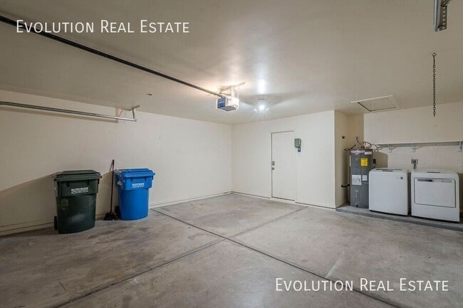 Building Photo - 6443 E Sandra Terrace