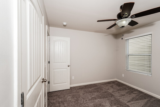 Building Photo - 432 Reed Way