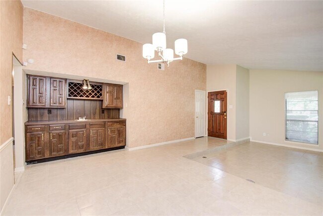 Building Photo - 3907 Postwood Dr