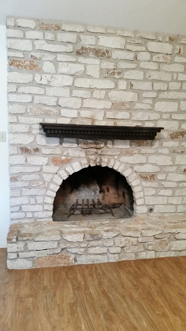 Building Photo - 3 Bedroom 2 Bathroom Georgetown Home