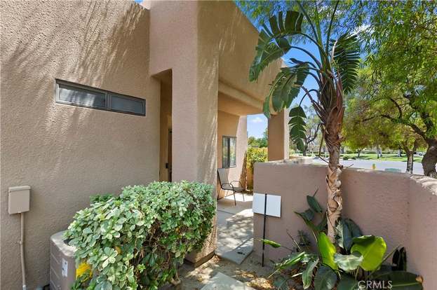 Building Photo - 28984 Desert Princess Dr