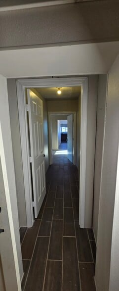 Building Photo - 348 Oasis Dr