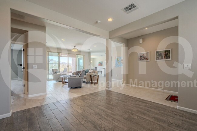 Building Photo - 5369 S Sierra Prieta Trl