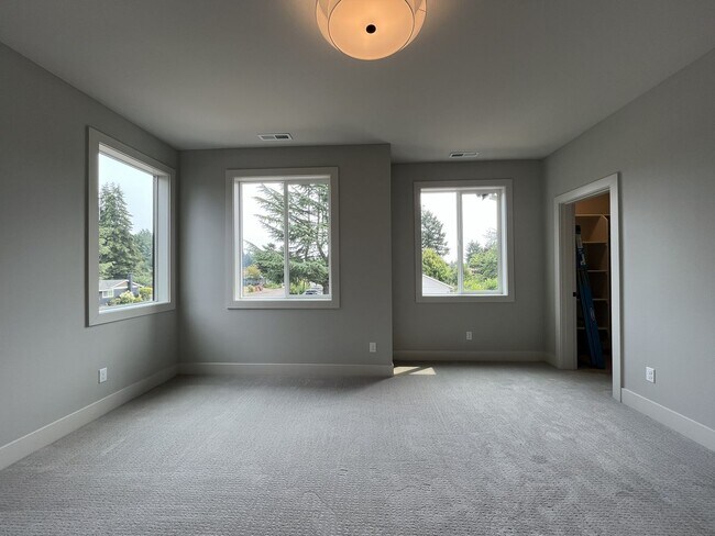 Building Photo - Brand-New 5-Bedroom Home with Main-Level Suite, Gourmet Kitchen, Luxury Finishes & Covered Patio