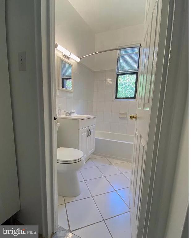 Building Photo - 2515 K St NW