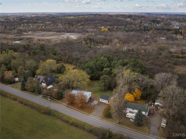 Building Photo - 20201 Overlook Dr