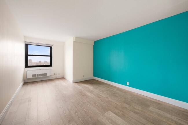 Building Photo - 7855 JFK Blvd E