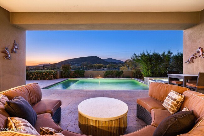 Building Photo - 9894 E Miramonte Dr