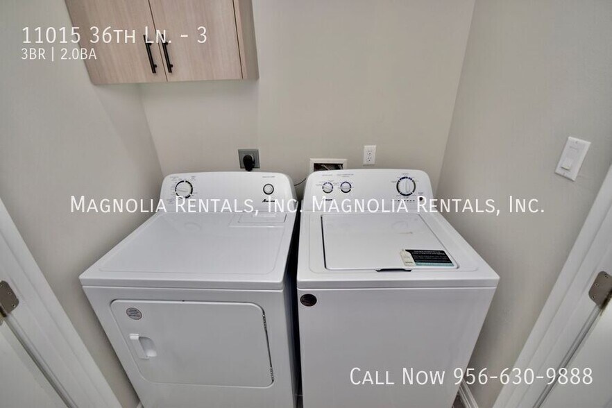 Building Photo - 11015 N 36th Ln