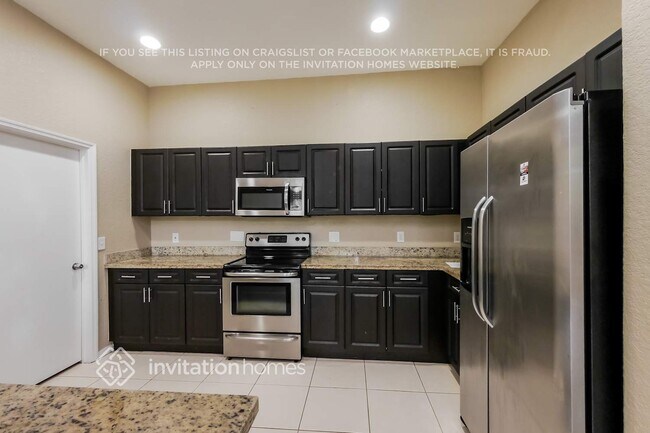 Building Photo - 7765 NW 19th Ct