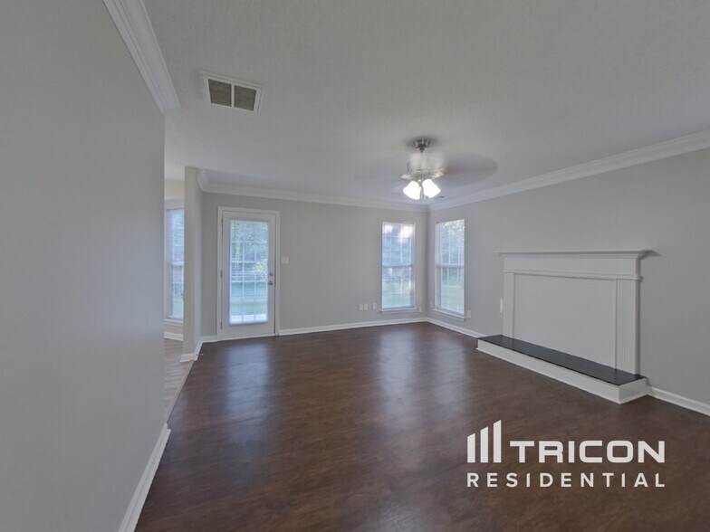 Building Photo - 9101 Mentmore Ct