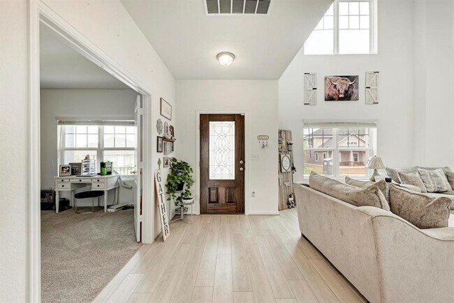 Building Photo - 411 Ravens Crst Dr