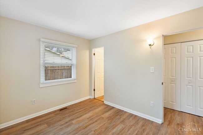 Building Photo - 1420 Broadview Ct