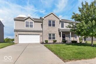 Building Photo - 1416 Gleneagle Dr