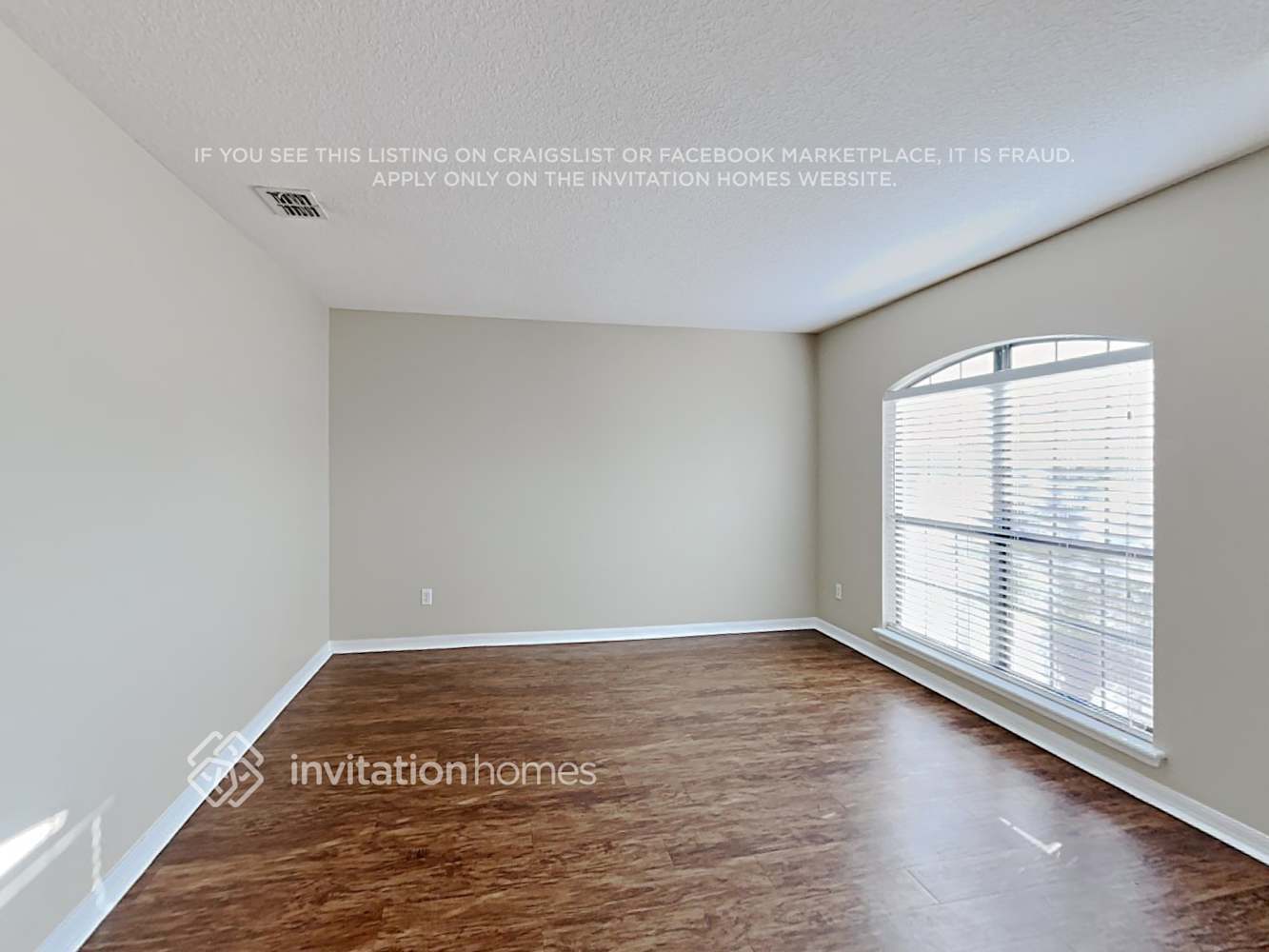 Building Photo - 9985 Lancashire Dr