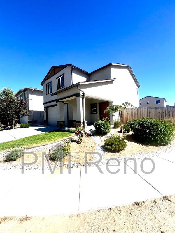 Building Photo - 8880 Portia Dr