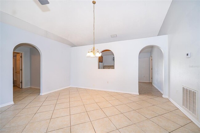 Building Photo - 611 Baldwin Dr
