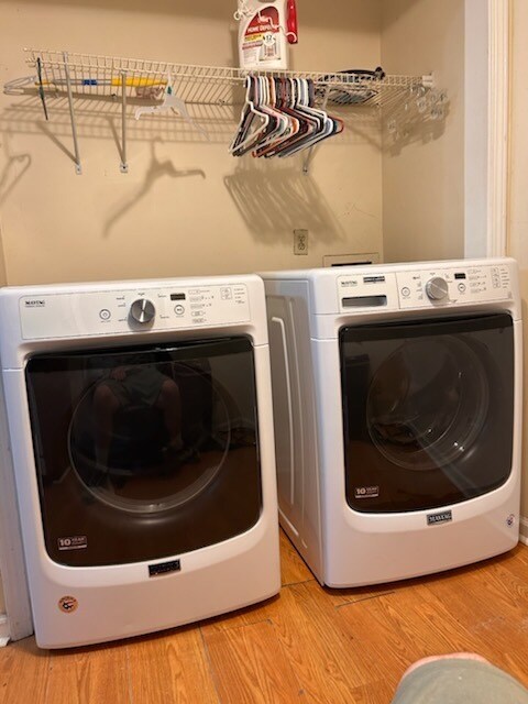 Building Photo - 3735 Oakwood Hills Dr