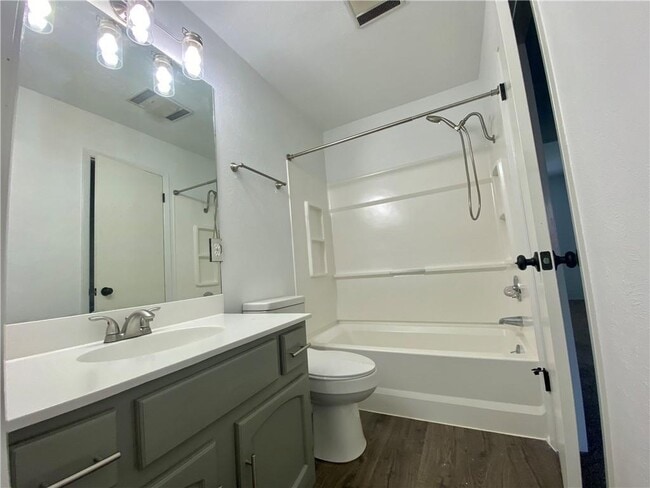 Building Photo - 7264 Coronado Cir