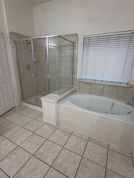 Building Photo - 11821 Stephenville Dr