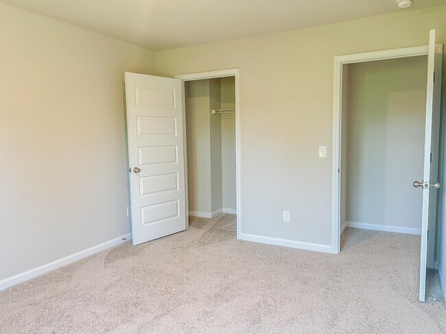 Building Photo - 430 Furlough Dr